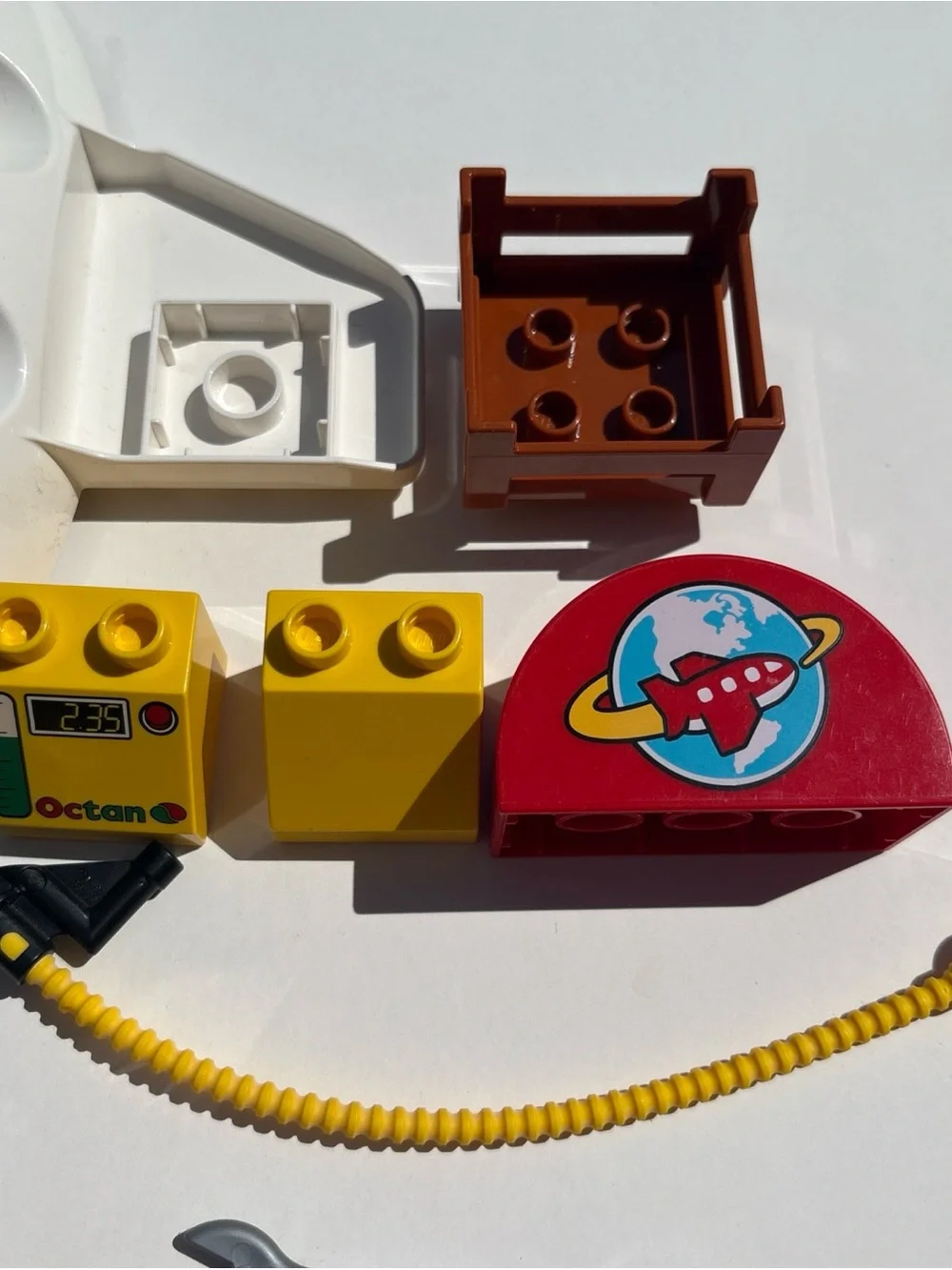 Lego Duplo 10590 Airport 100% COMPLETE Town Preschool Building Airplane